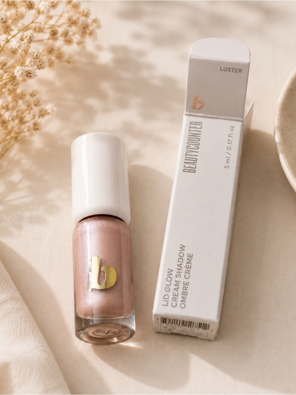 BEAUTYCOUNTER Luster Lid Glow